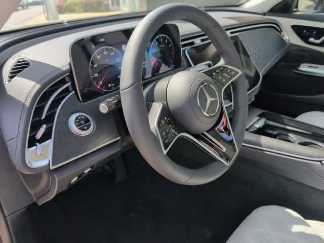 Used 2026 Mercedes-Benz E 350 Sedan image 2