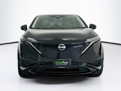 Used 2024 Nissan Ariya AWD image 2