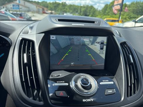 Used 2017 Ford Escape Titanium AWD/4WD image 31