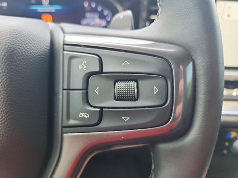 Used 2024 Chevrolet Silverado 1500 High Country w/ Technology Package AWD/4WD image 28