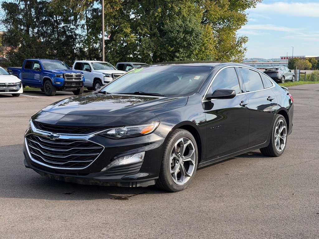Used 2024 Chevrolet Malibu LT w/ LPO, Floor Liner Package FWD image 2