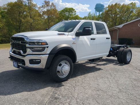 New 2026 RAM 4500 Tradesman image 6