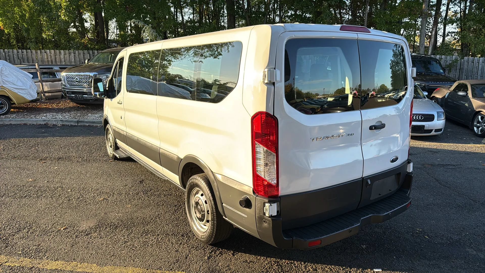 Used 2018 Ford Transit 350 XL RWD image 7