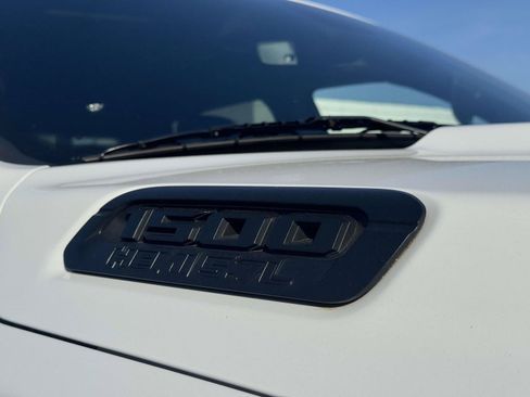 Used 2022 RAM 1500 Big Horn AWD/4WD image 9