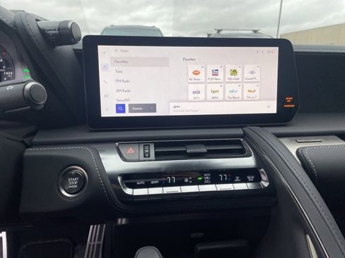 Used 2024 Lexus LC 500 Convertible image 9