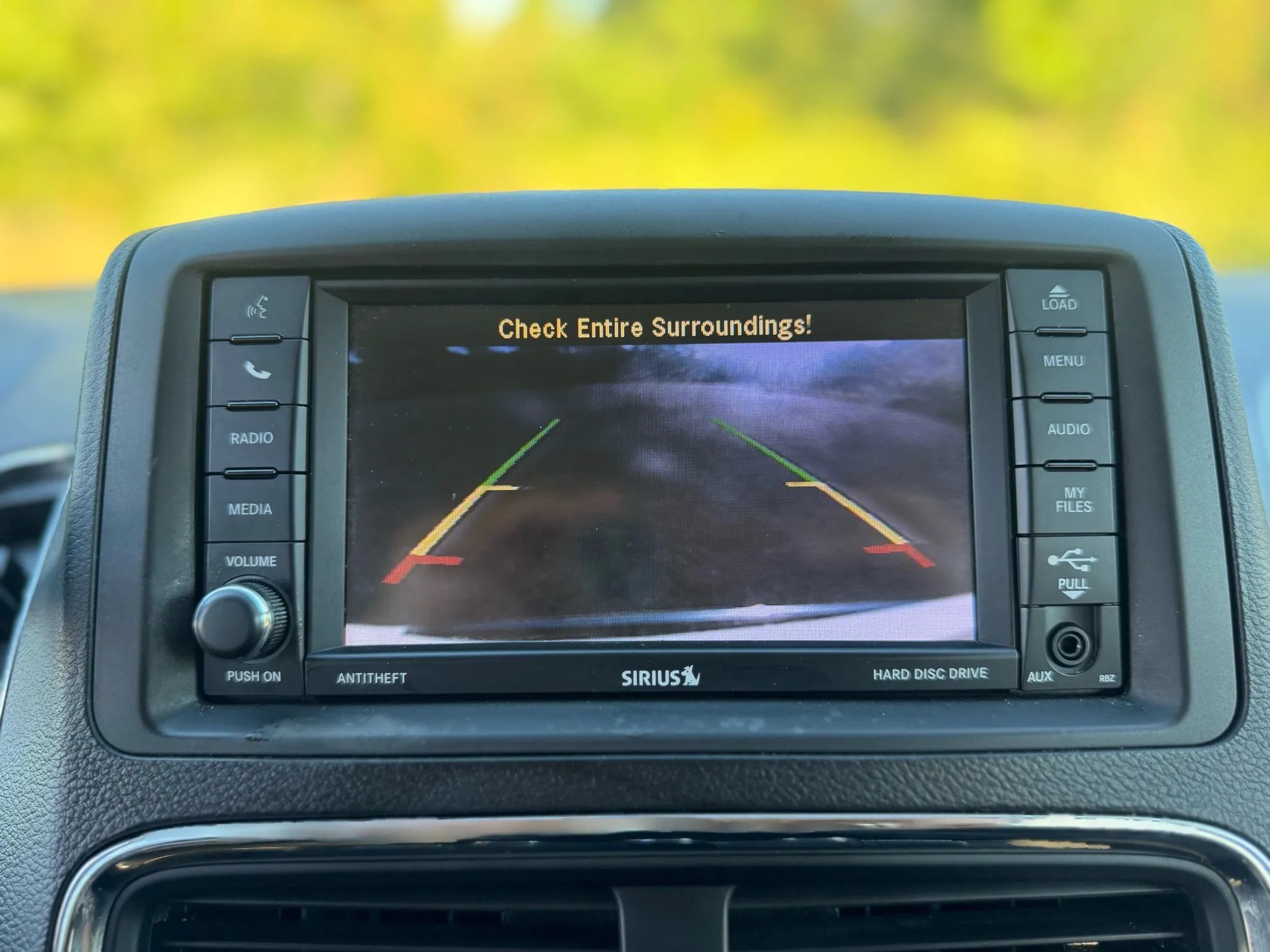 Used 2018 Dodge Grand Caravan SE w/ UConnect Hands-Free Group FWD image 20