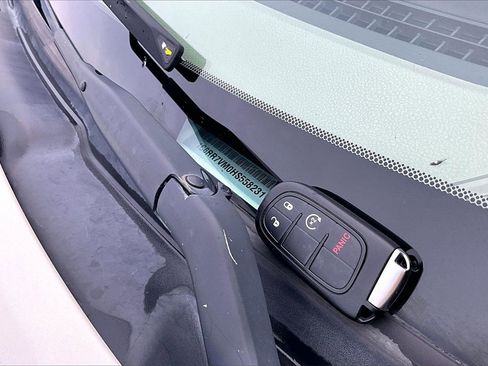 Used 2017 RAM 1500 Laramie w/ Convenience Group image 11