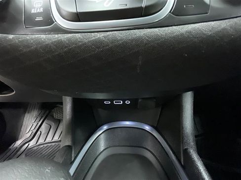 Used 2021 Chevrolet Malibu LS w/ Driver Confidence Package II FWD image 17