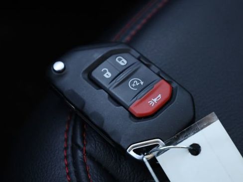 Used 2023 Jeep Wrangler Unlimited Rubicon w/ Cold Weather Group image 26