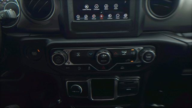 Used 2023 Jeep Wrangler Unlimited Sport AWD/4WD image 25