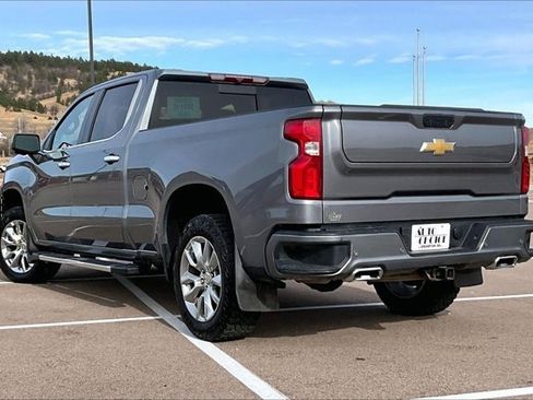 Used 2022 Chevrolet Silverado 1500 High Country image 4