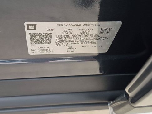 Used 2020 Cadillac XT4 Premium Luxury w/ Cold Weather Package FWD image 33