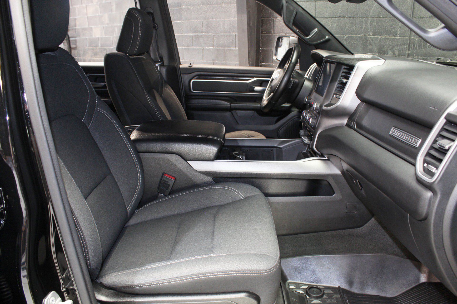 Used 2022 RAM 1500 Big Horn AWD/4WD image 59