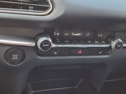 Certified 2025 MAZDA CX-30 AWD 2.5 S w/ Preferred Package image 21