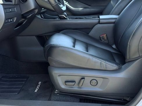 Used 2023 Nissan Rogue SL w/ SL Premium Package AWD/4WD image 21