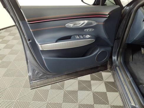 Certified 2026 Genesis GV70 2.5T Sport Prestige AWD/4WD image 18