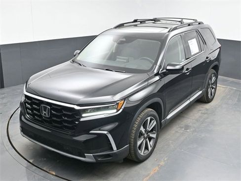 Used 2023 Honda Pilot Elite image 15