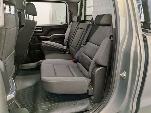 Used 2017 GMC Sierra 1500 SLE w/ SLE Value Package image 19