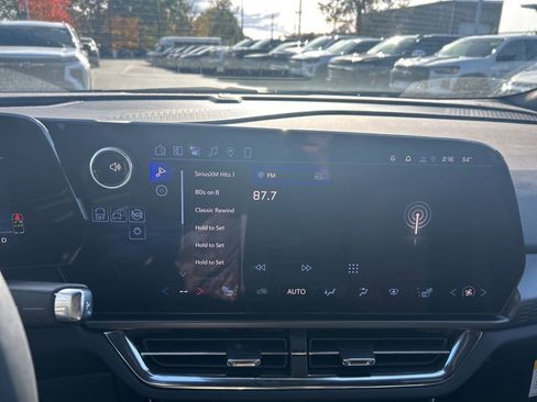 New 2026 Chevrolet Equinox EV LT w/ Comfort Package image 10