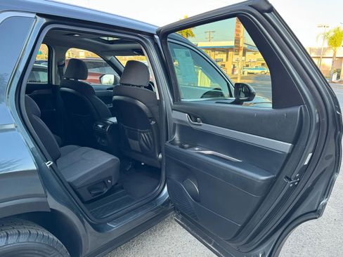 Used 2021 Hyundai Palisade SEL w/ Cargo Package image 28