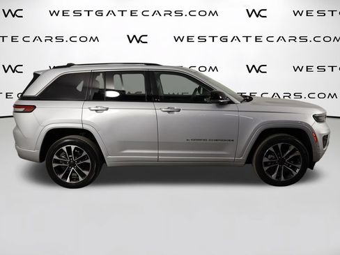 Used 2023 Jeep Grand Cherokee Overland RWD image 56