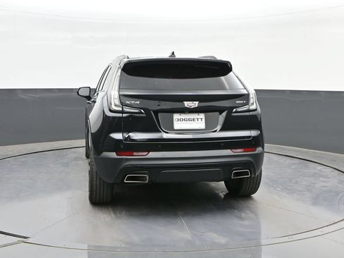 Used 2022 Cadillac XT4 Sport w/ Safety Alert Package FWD image 8