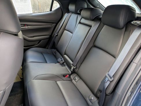 Used 2023 MAZDA MAZDA3 s image 29