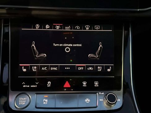 Used 2019 Audi Q8 Prestige image 13