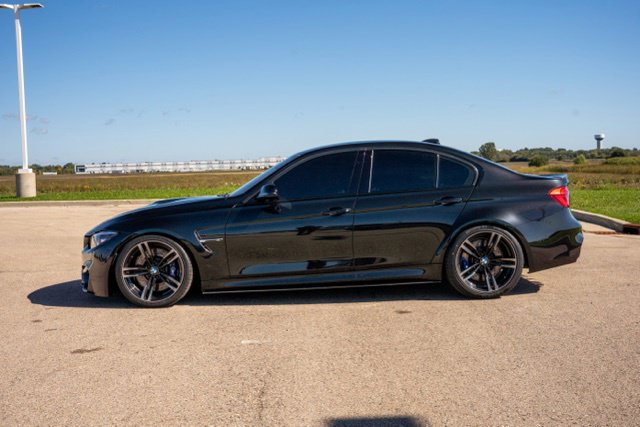 Used 2017 BMW M3 RWD image 4