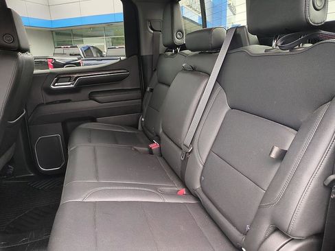Used 2023 Chevrolet Silverado 1500 LTZ AWD/4WD image 29