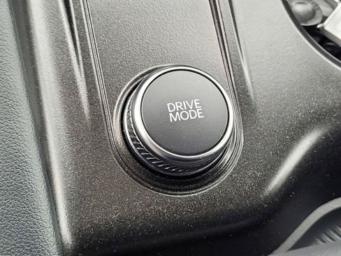 Used 2025 Ford Explorer ST AWD/4WD image 15