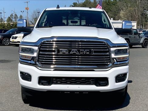 Certified 2024 RAM 2500 Laramie AWD/4WD image 3