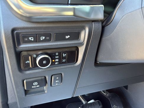 Used 2023 Ford F150 Lariat w/ Equipment Group 502A High AWD/4WD image 16