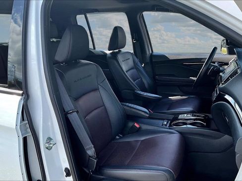 Used 2023 Honda Ridgeline Black Edition image 29