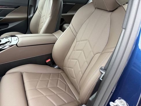 New 2026 BMW i5 eDrive40 w/ Premium Package image 22