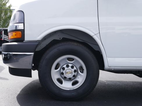 New 2025 Chevrolet Express 3500 w/ Power Convenience Package RWD image 12