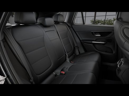 Certified 2026 Mercedes-Benz GLC 300 4MATIC image 40