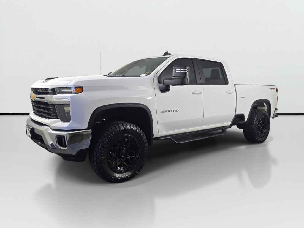 Used 2025 Chevrolet Silverado 2500 LT w/ Convenience Package AWD/4WD image 8