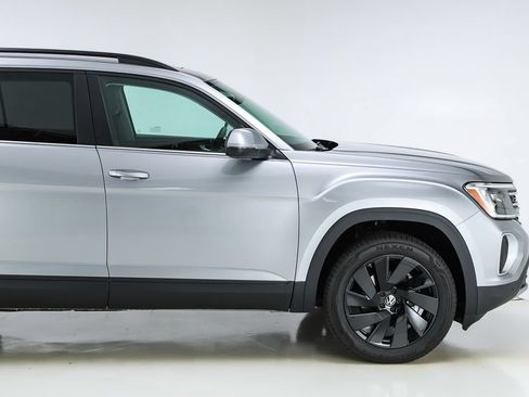 New 2026 Volkswagen Atlas SE FWD image 12