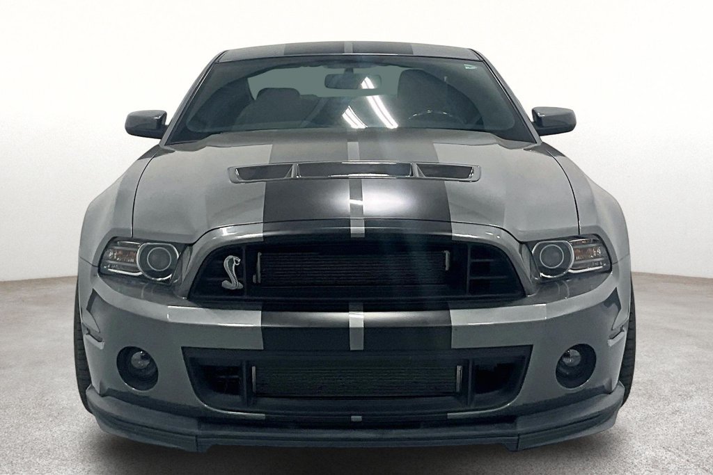 Used 2013 Ford Mustang Shelby GT500 RWD image 3