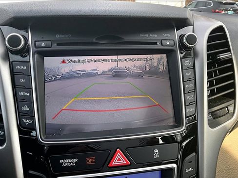 Used 2014 Hyundai Elantra GT w/ Option Group 03 image 20