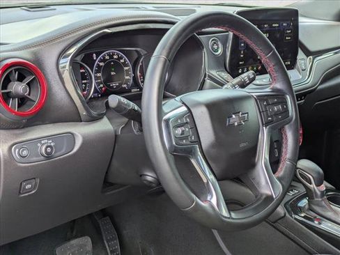 Used 2024 Chevrolet Blazer RS w/ Enhanced Convenience Package FWD image 10