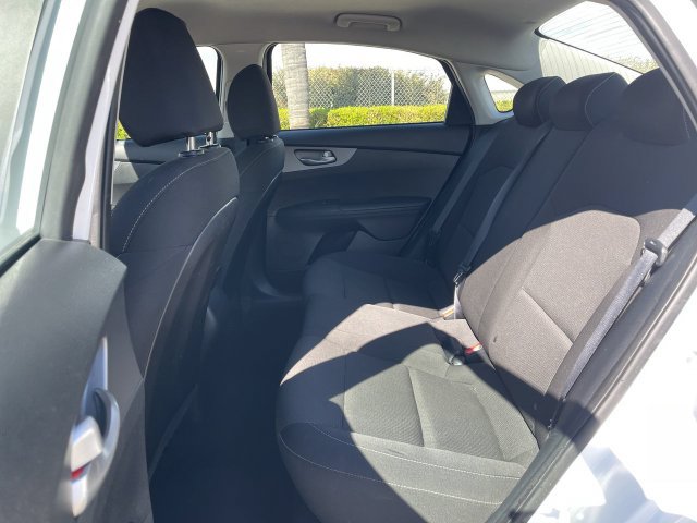 Used 2021 Kia Forte LXS FWD image 23