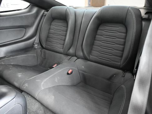 Used 2016 Ford Mustang GT RWD image 30