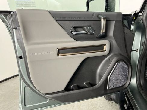 Used 2024 GMC Hummer EV 3X w/ Extreme Off-Road Package image 23