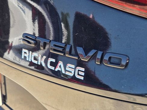 Used 2020 Alfa Romeo Stelvio w/ Nero Edizione image 9