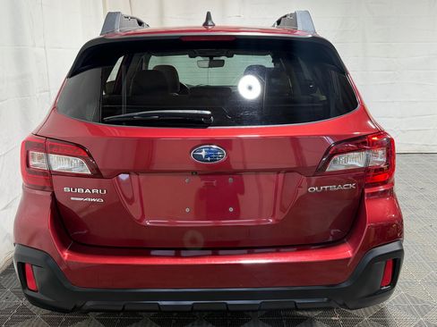 Used 2019 Subaru Outback 2.5i Premium image 8
