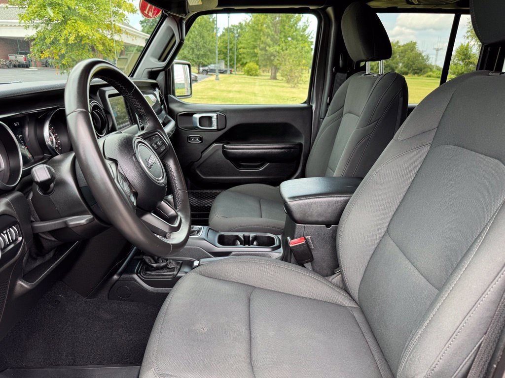 Used 2021 Jeep Wrangler Unlimited Sport AWD/4WD image 13