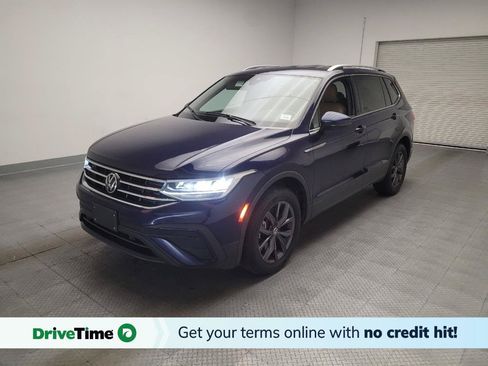 Used 2022 Volkswagen Tiguan SE FWD image 1