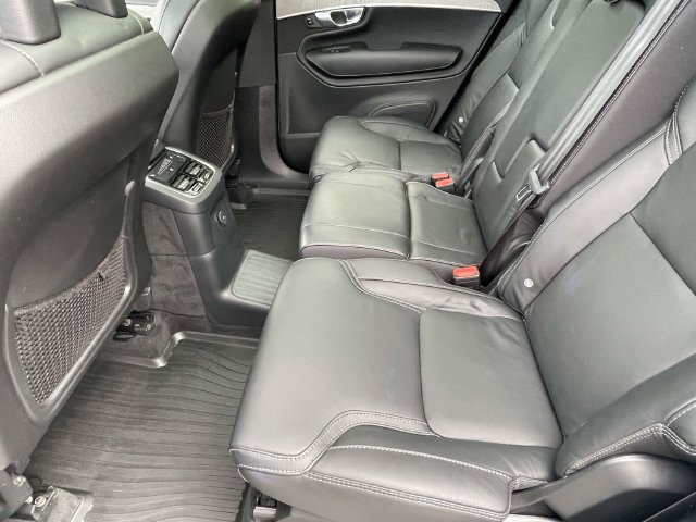 Used 2022 Volvo XC90 T8 Inscription w/ Advanced Package AWD/4WD image 12